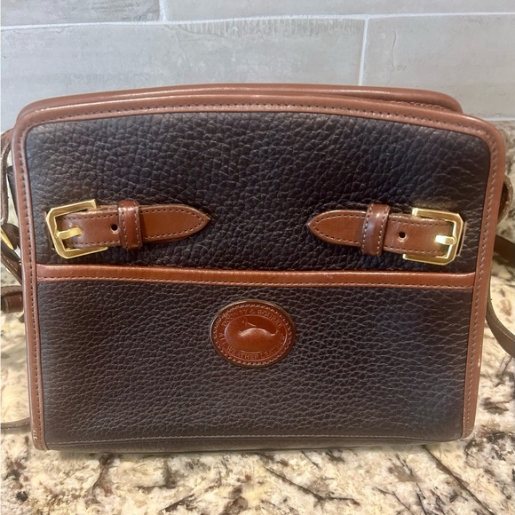 Dooney & Bourke Handbags - Vintage Dooney & Bourke Leather crossbody